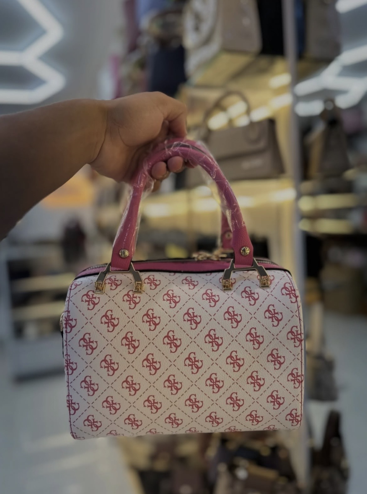 Guess Bowling Classic – 🖤 &  🩷 Monogramme - Photo 2